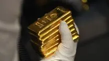 طلای جهانی همچنان در اوج قیمت‌ها باقی مانده است