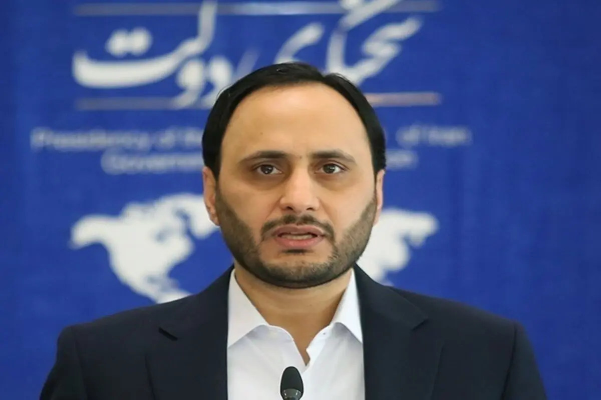 رئیس‌‌جمهور اخیرا از نیروی انتظامی و قوه قضاییه خواست در چارچوب قوانین موجود اقدام کنند