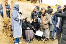 پیگیری وضعیت ترانه علیدوستی  مقابل زندان اوین


