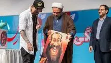 عده ای بابت تقدیر از تتلو شرمنده اند، اما من آن حرکت را نقطه قوت می‌دانم