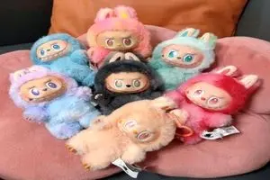 گردش مالی نسخه تقلبی عروسک لبوبو در ایران طی یک سال ۱۰۰ میلیارد تومان شد