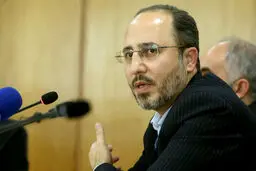 انکار اخراج اساتید از دانشگاه‌ها از سوی دولت رئیسی /خلجی: سیاهنمایی است


