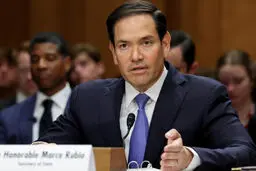 روبیو از آغاز روند لغو ویزای دانشجویان چینی خبر داد
