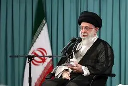 قائد الثورة الإسلامیة :فترة الدفاع المقدس بارزة ومهمة فی تاریخ الثورة الإسلامیة