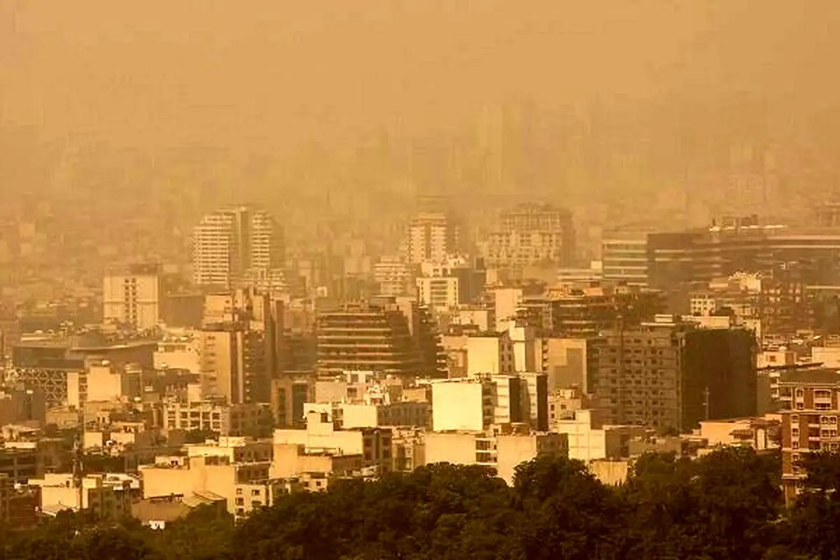 آسمان خاکی البرز! گرد و غبار بی‌خبر از راه رسید