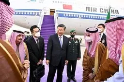 العلاقات التجاریة بین الصین والسعودیة.. لصالح من ترجح کفة المیزان؟