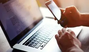 کاربران از کندی اینترنت خبر می‌دهند/ مدیرعامل زیرساخت: مشکل از کلادفلر و قطعی گسترده خارج از کشور است