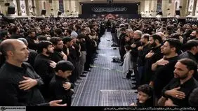مراسم عزاداری شب تاسوعای حسینی (ع) در حسینیه امام خمینی

