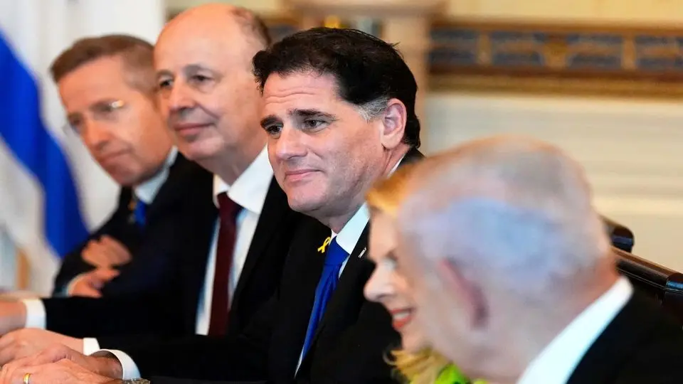 درمر می‌رود، نفوذش می ماند