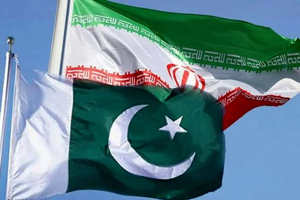 بلوکه‌شدن پول فروش نفت و برق ایران به پاکستان

