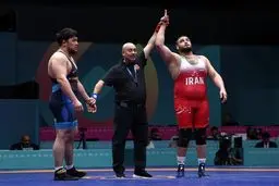 صعود ساروی و هدایتی به فینال مسابقات کشتی فرنگی

