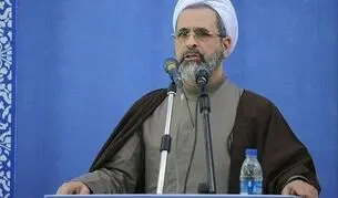 امام جمعه قم: باید به مساله حجاب در کشور و قم توجه شود