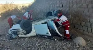 سقوط خودرو در بافت سه کشته بر جا گذاشت

