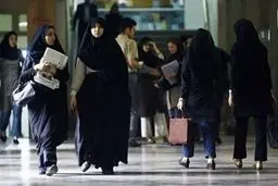 کارمندان خانم از دو قانون همزمان استفاده خواهند کرد 