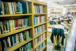 افول استقلال و آزادی آکادمیک