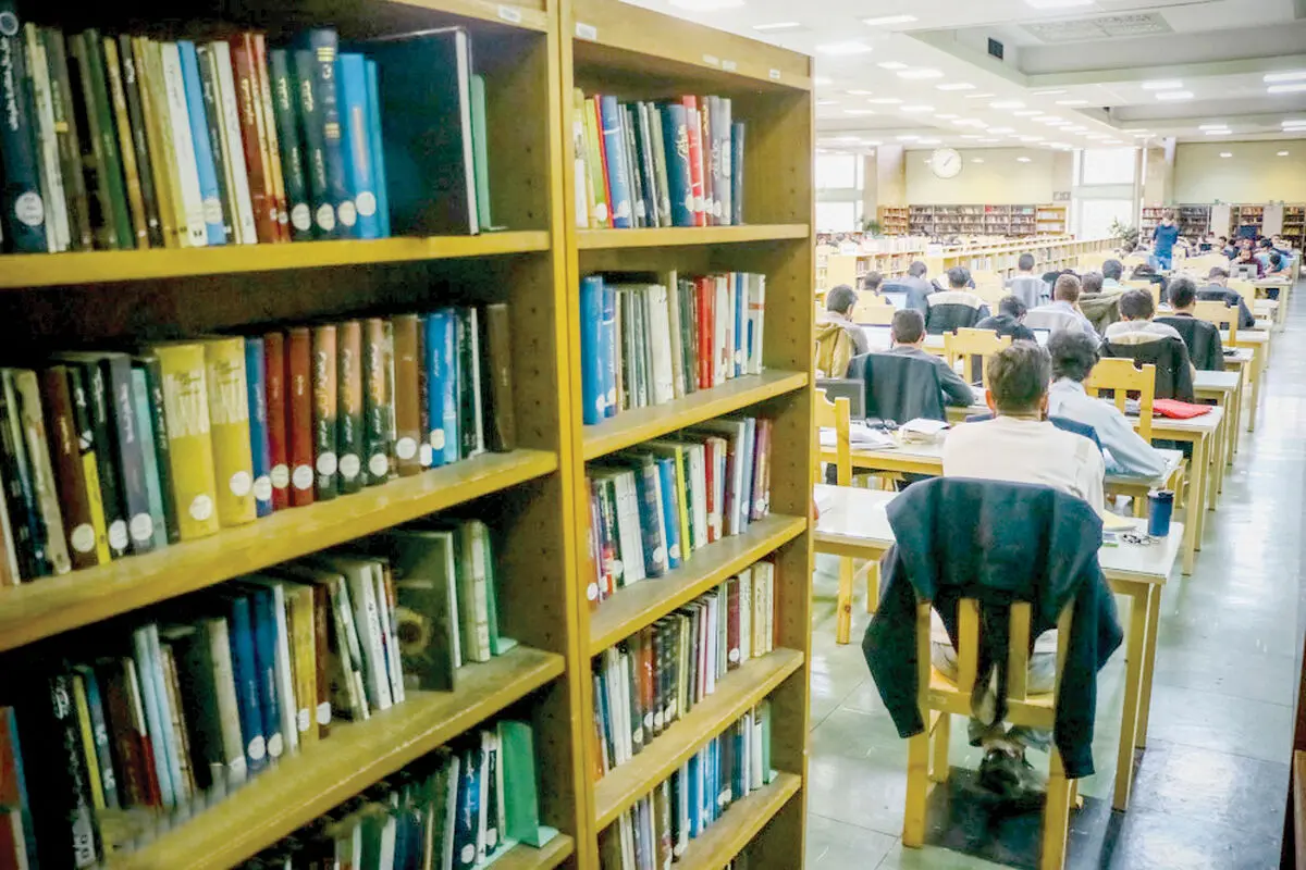 افول استقلال و آزادی آکادمیک
