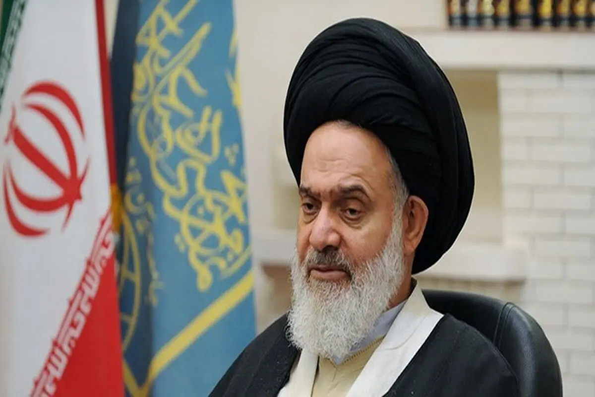 وجود یک روحانی در شورای شهر، تضمین کننده سلامت آن شوراست