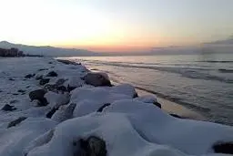 سواحل خزر برفی می شود 