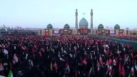مراسم تشییع رهبر شهید در قم به پایان رسید