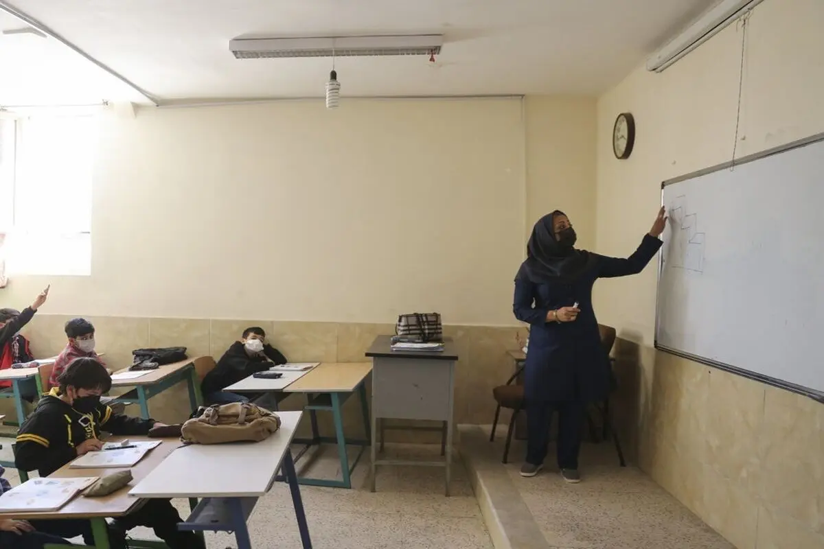 حداکثر سن ورود به دانشگاه فرهنگیان از ۲۴ به ۲۲ سال کاهش یافت

