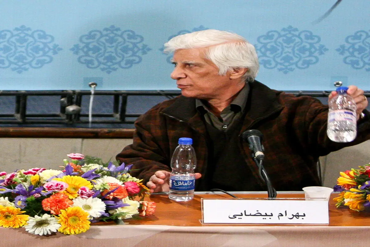 عکس قدیمی کمتر دیده شده از دوران جوانی بهرام بیضایی