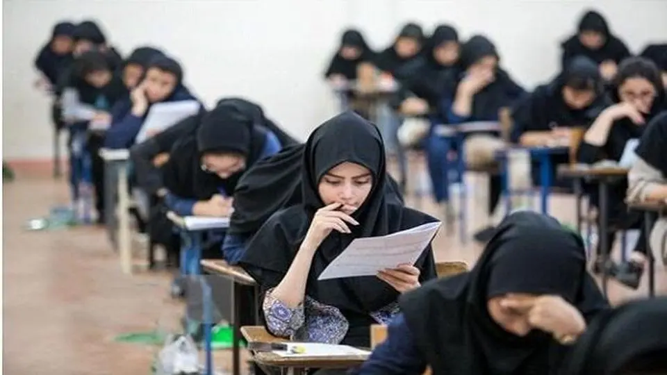 گلایه‌های داوطلبان از تغییرات در آزمون استخدامی معلمان 
