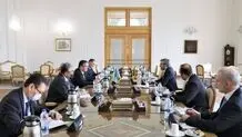 باقري کني : ایرا ن وکازاخستان ترغبان في توسیع العلاقات الثنائیة اکثر فاکثر 