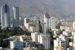 دولت قبل از چادرنشینی مردم فکری به حال بازار مسکن کند