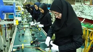 زنان شاغل با این شرایط می توانند زیر ۴۲ سال بازنشسته شوند