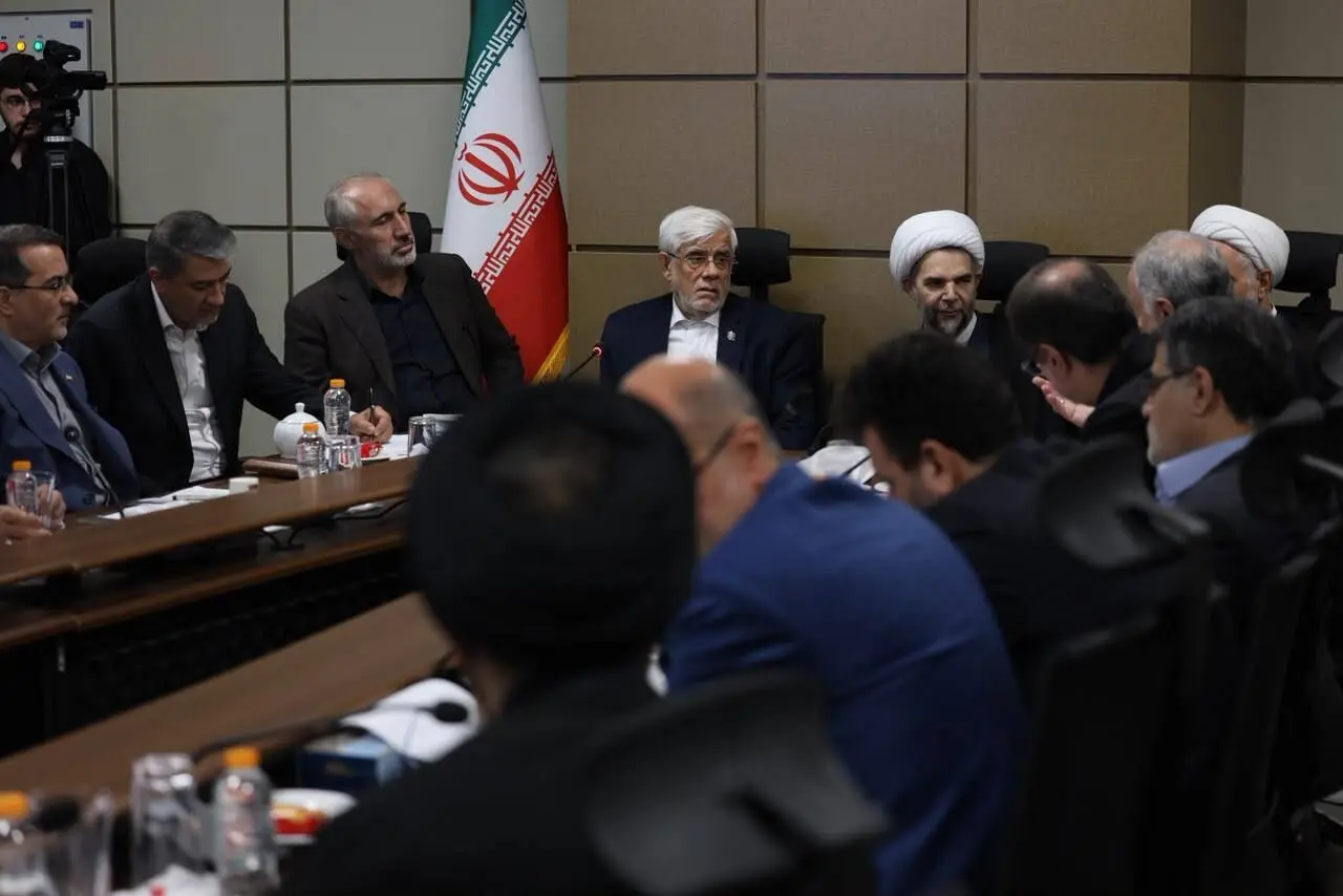 دشمن با جنگ اقتصادی سرمایه اجتماعی کشور و نظام را هدف قرار داده است