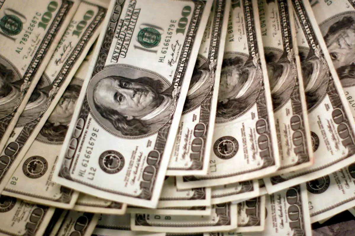 قیمت دلار و یورو امروز یکشنبه ۱۸ خرداد ۱۴۰۴