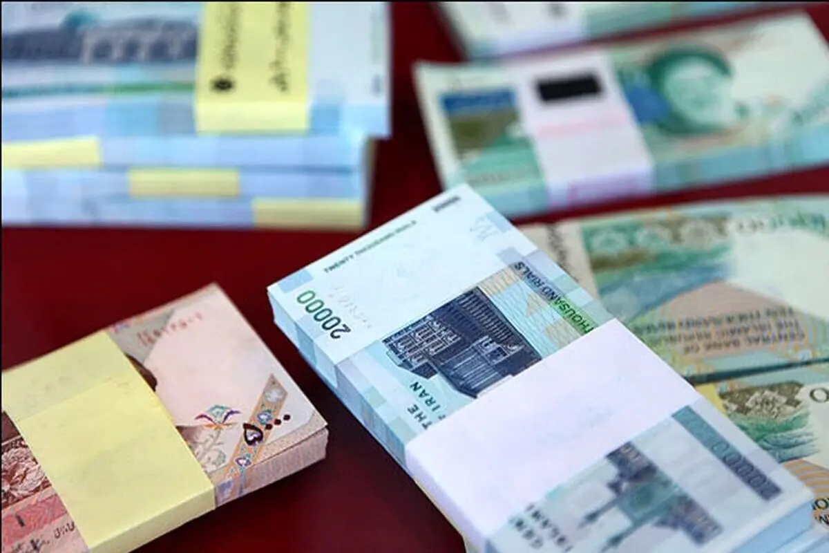 میزان حقوق و عیدی کارکنان دولت در سال ۱۴۰۳ چقدر است؟
