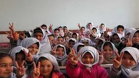 دانش‌ آموزان افغانستانی فقط با کد ۱۰ رقمی ثبت‌نام می‌شوند  