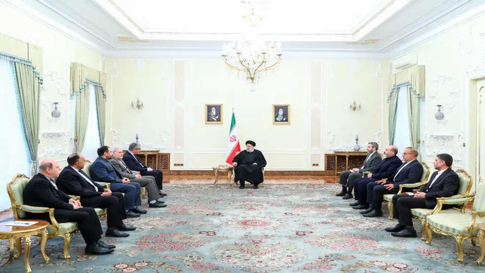 Raeisi urges new envoys to boost Iran's economic ties