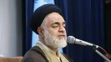 امام جمعه موقت اصفهان: رئیس‌جمهور کابینه را از افرادی تشکیل دهد که انقلابی باشند و با رهبری زاویه نداشته باشند