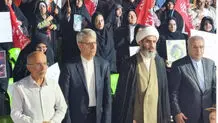 بقایی در جمع خانواده شهدای لامرد