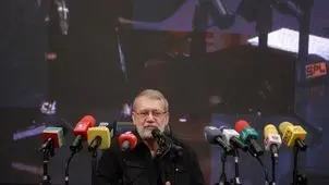 لاریجانی: غرب تصور می‌کند که با فشار اقتصادی می‌تواند تاب آوری ایران را کاهش دهد
