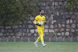 دروازه بان سابق استقلال به جمهوری آذربایجان می رود