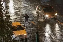 هشدار هواشناسی برای ۵ استان/ آبگرفتگی معابر و تخریب زمین‌های کشاورزی!

