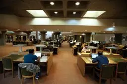 محدودیت‌ها در کتابخانه ملی پابرجاست