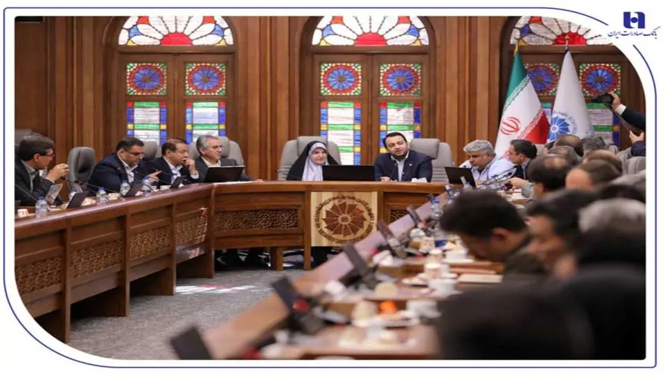 بانک صادرات ایران با روشهای نوین تأمین مالی، گره تولید را باز میکند