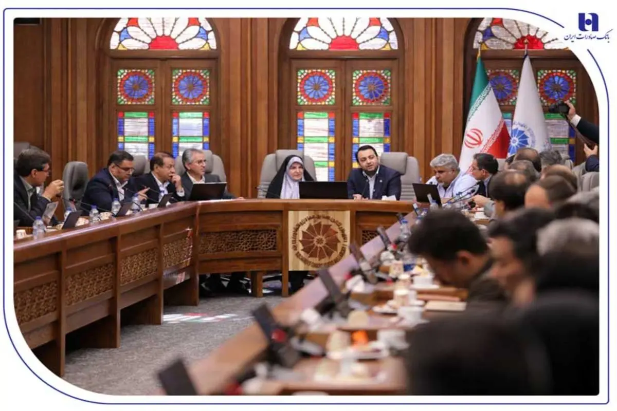 بانک صادرات ایران با روش‌های نوین تأمین مالی، گره تولید را باز می‌کند