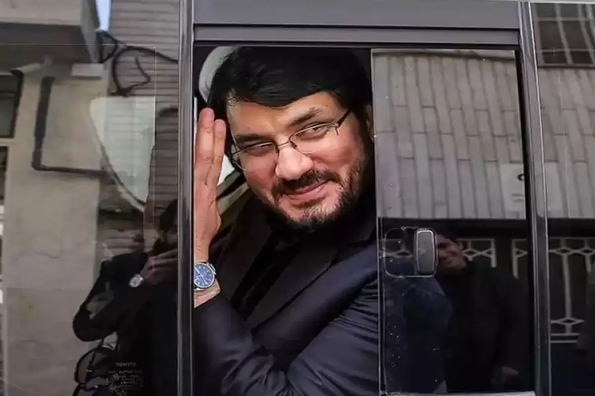 وزیر راه: هیچ چیزی برای ساخت هواپیمای مسافری کم نداریم/ امید است هرچه سریع‌تر بتوانیم هواپیمایی مسافربری را به مدار اضافه کنیم

