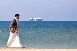 تغییر مسیر ۶ نفتکش سعودی در حوزه تنگه باب المندب