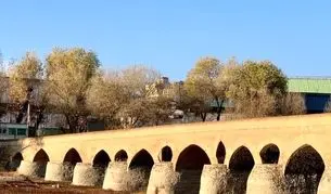 مرگ در سکوت ساروج‌ها؛ خنجر نخاله‌ها و وندالیسم بر گلوی «پل شهرستان»