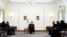 دشمنان می‌خواهند با ابزارهای رسانه‌ای جای جلاد و شهید را عوض کنند