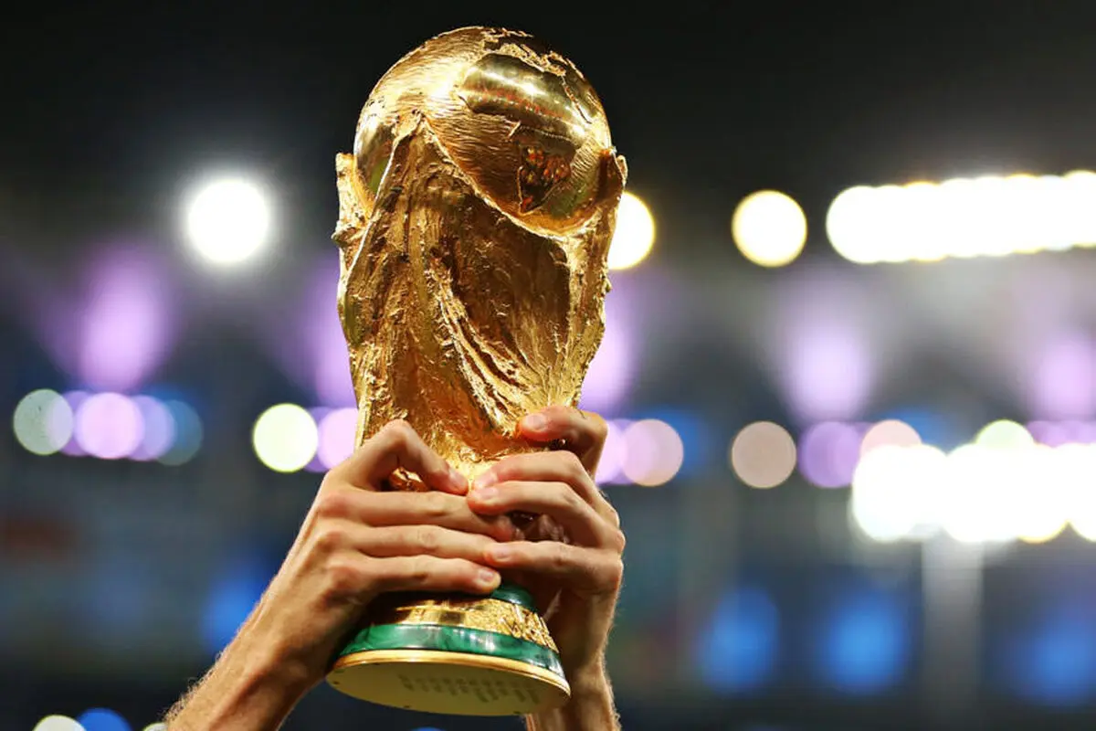 وزیر الریاضة: نأمل أکثر من أی وقت مضى فی صعود المنتخب الإیرانی لکرة القدم