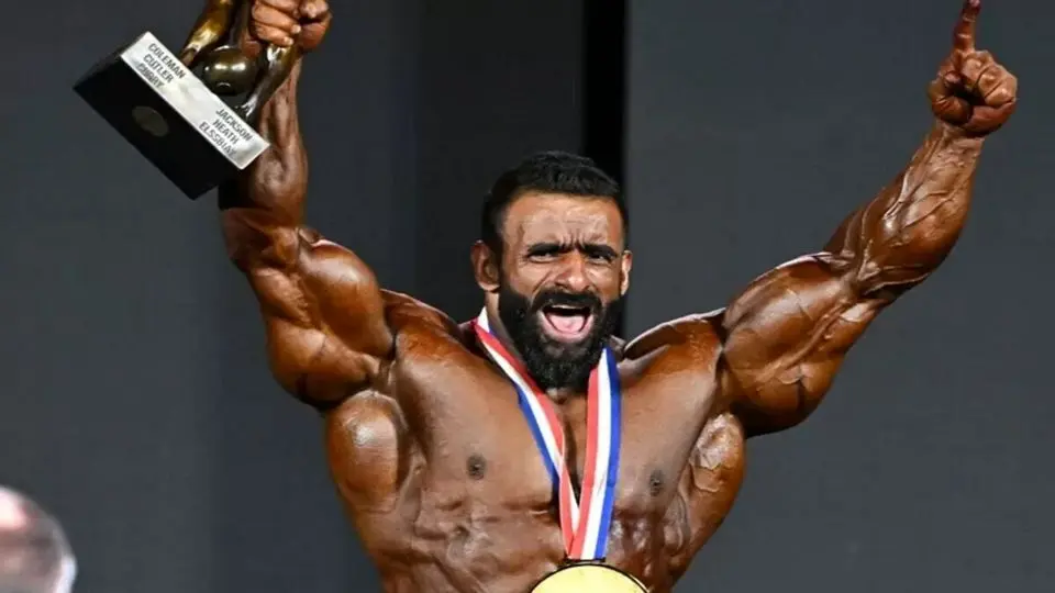 هادی چوپان در نوجوانی با مدل موی دیدنی + عکس