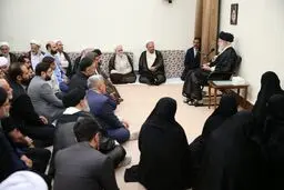 Leader receives Shahid Motahhari High School staff