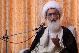 نوری همدانی خطاب به رئیس جمهور: هر کجا قدم می‌گذارید مردم‌ از گرانی و سختی زندگی می‌گویند